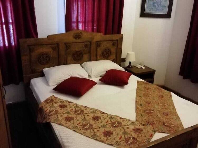 اتاق استاندارد, Old House Hotel&pub