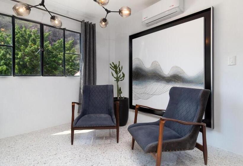 דירה בת חדר שינה 1 עם נוף, Cuale