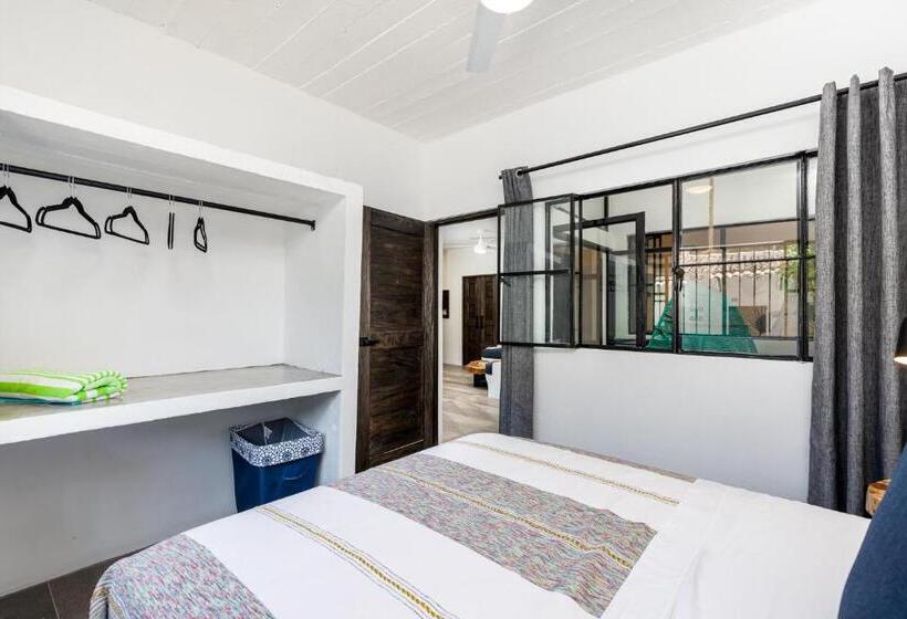 דירת חדר בקומת קרקע, Cuale