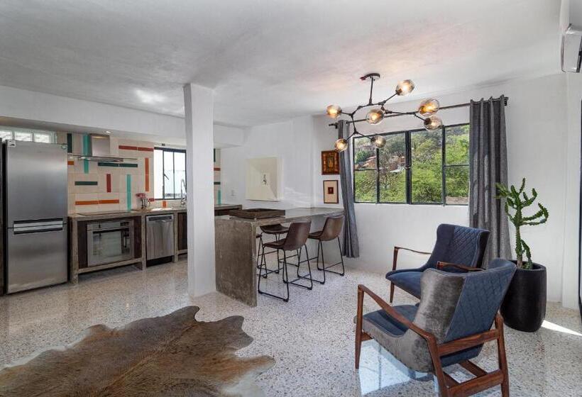 דירה בת חדר שינה 1 עם נוף, Cuale