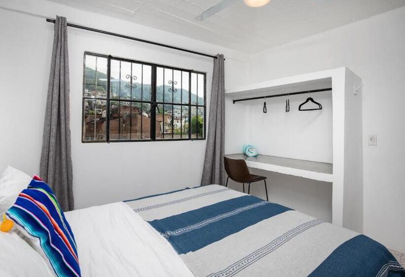 דירה בת חדר שינה 1 עם מרפסת, Cuale