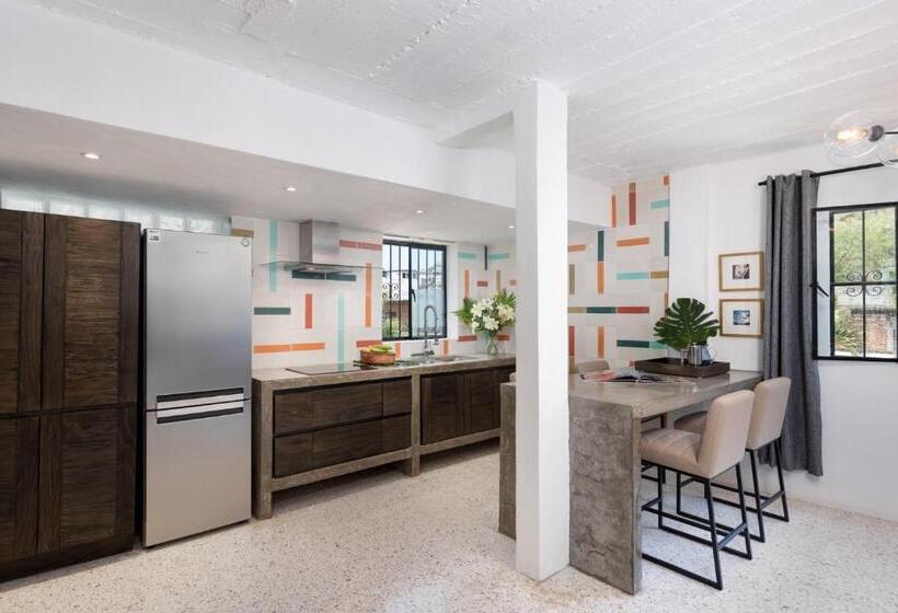 דירה בת חדר שינה 1 עם נוף, Cuale