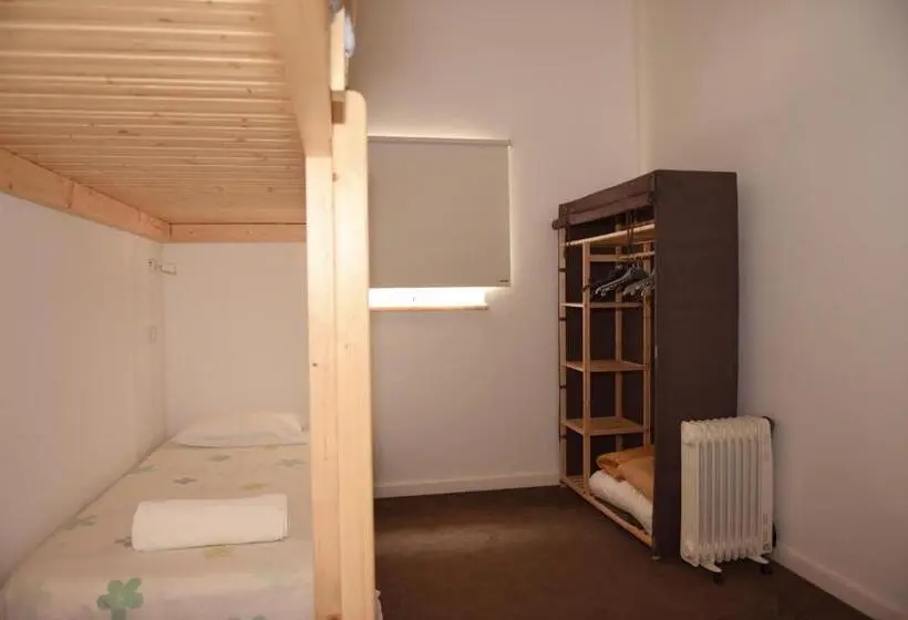 ルームシェアのワンベッド, Horta Do Vale   Nature House