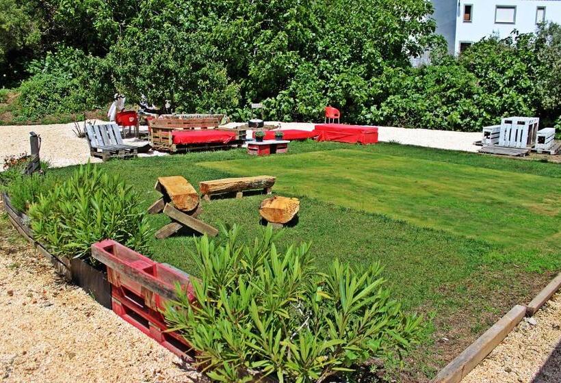 تختخواب در اتاق مشترک, Horta Do Vale   Nature House