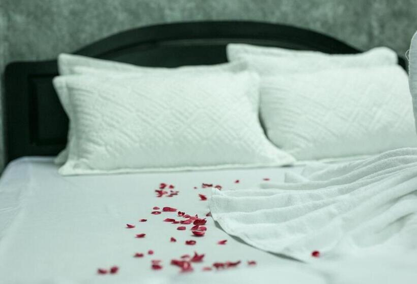 اتاق استاندارد یک نفره, Nhà Nghỉ Kim Lài đối Diện Bệnh Viện Tỉnh Gia Lai 132 Tôn Thất Tùng