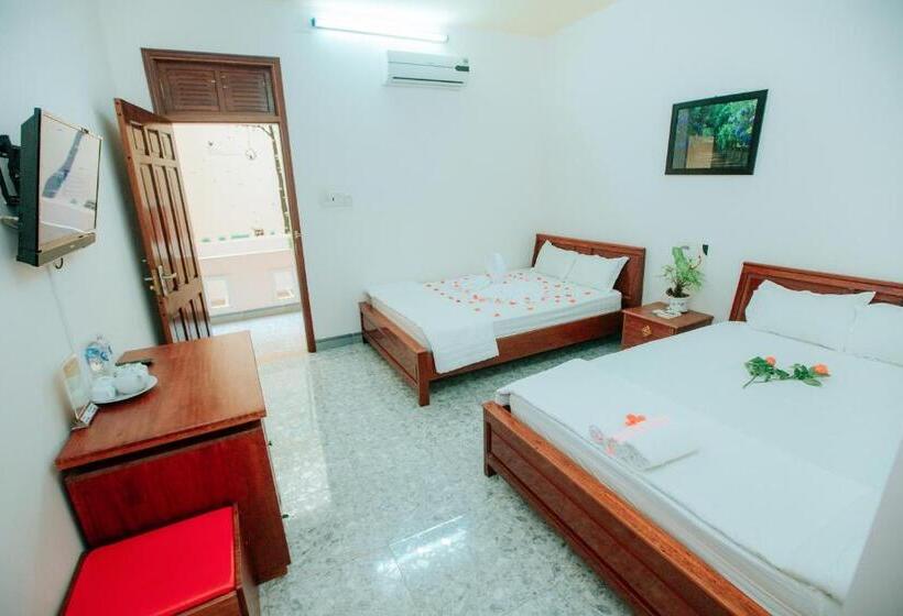 اتاق استاندارد چهار تخته, Nhà Nghỉ Kim Lài đối Diện Bệnh Viện Tỉnh Gia Lai 132 Tôn Thất Tùng