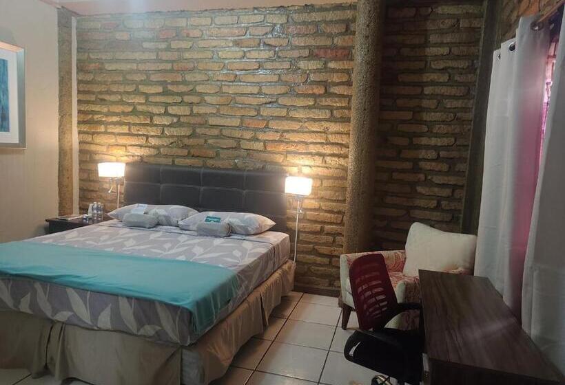 سوییت, El Campanario