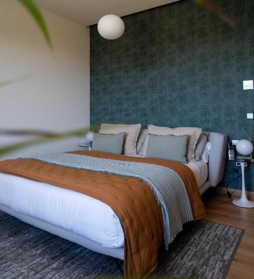 اتاق استاندارد, Es Desconecta2