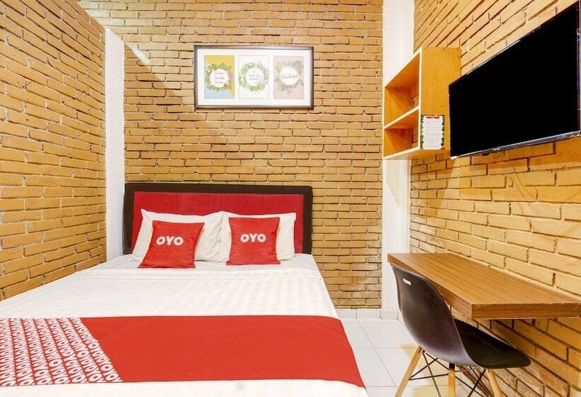 Standart Oda, D Kost In Kandri Semarang