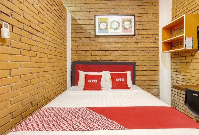 Standart Oda, D Kost In Kandri Semarang
