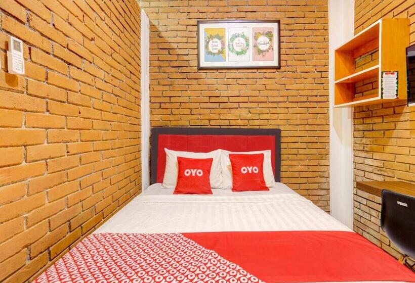 Standart Oda, D Kost In Kandri Semarang