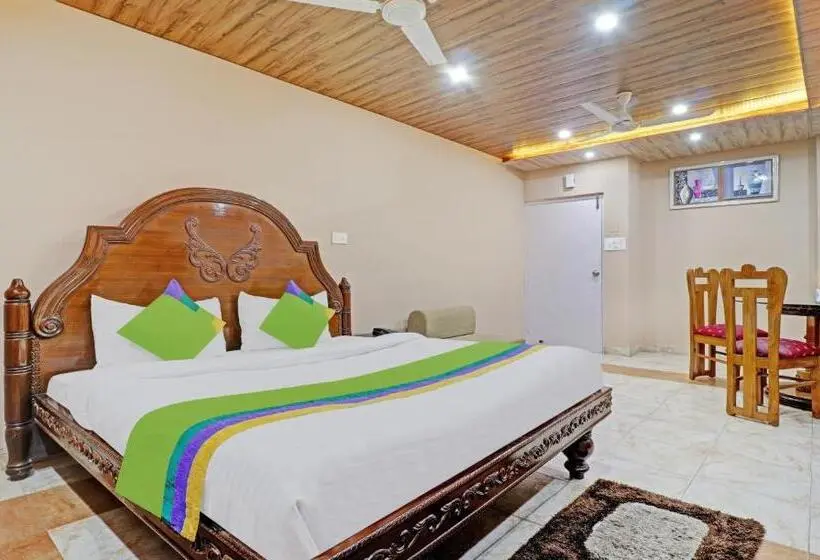 Standard Room, Vikrant