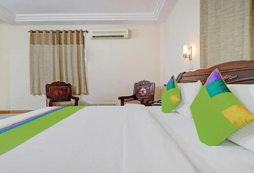 Deluxe Room, Vikrant