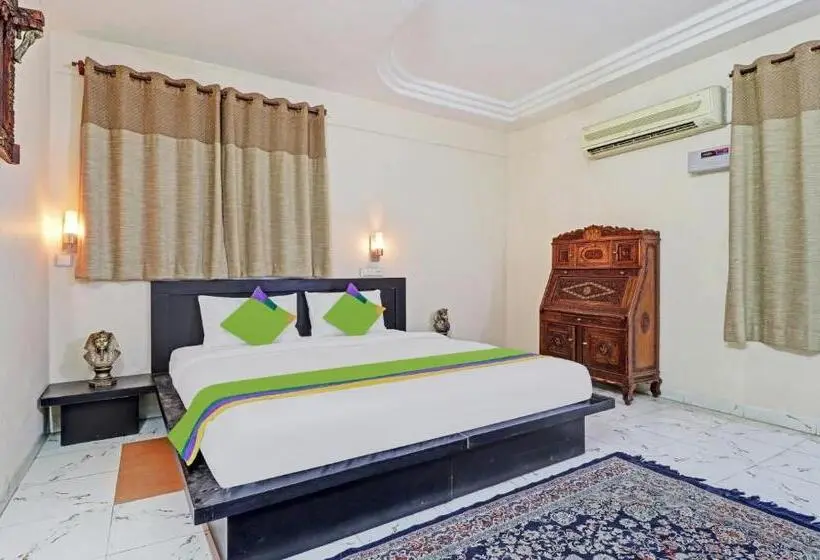 Superior Room, Vikrant