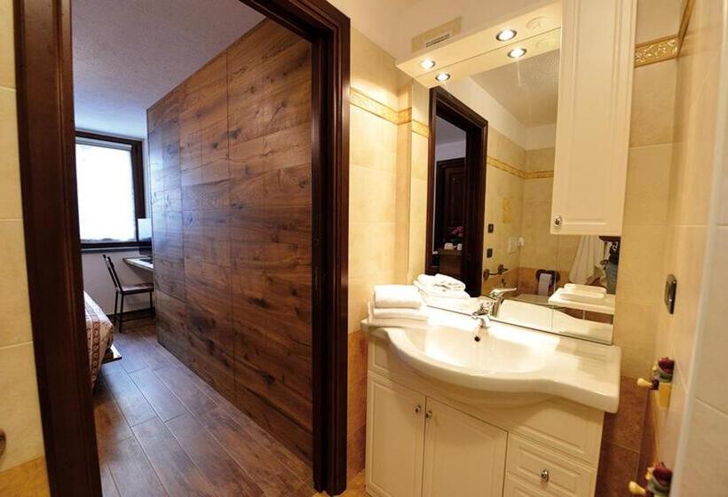 اتاق استاندارد با وان آب گرم, Maison Du Passage