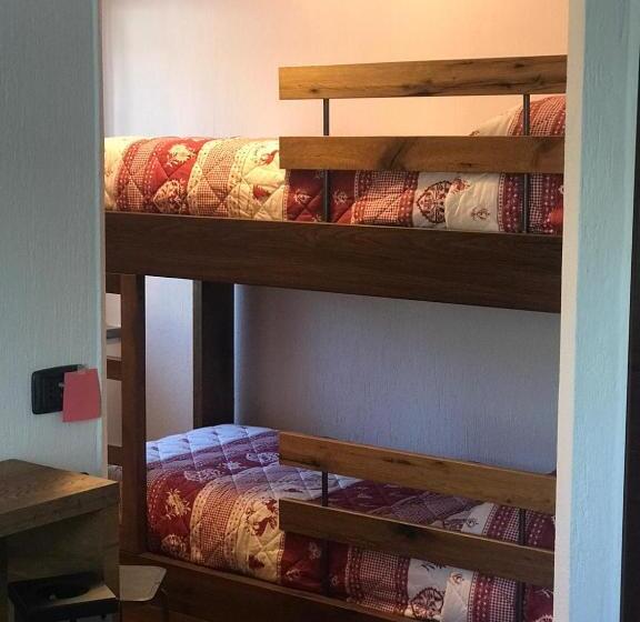 اتاق استاندارد چهار تخته, Maison Du Passage