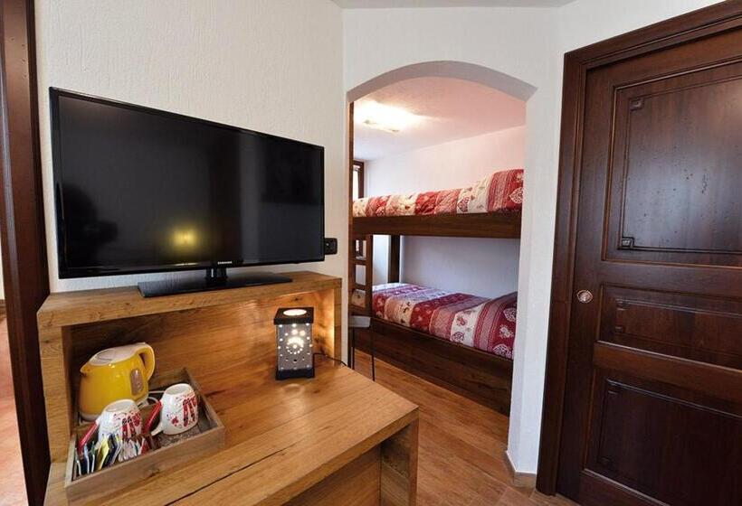 اتاق استاندارد چهار تخته, Maison Du Passage