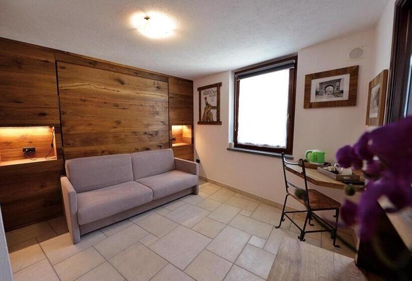 اتاق استاندارد چهار تخته, Maison Du Passage