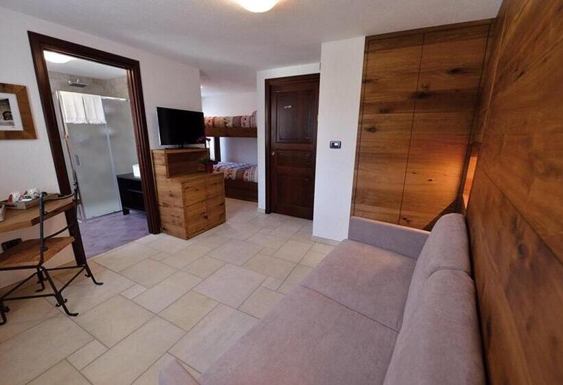 اتاق استاندارد چهار تخته, Maison Du Passage