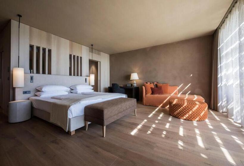 سوییت جونیور با چشم‌انداز دریا, Adler Spa Resort Sicilia