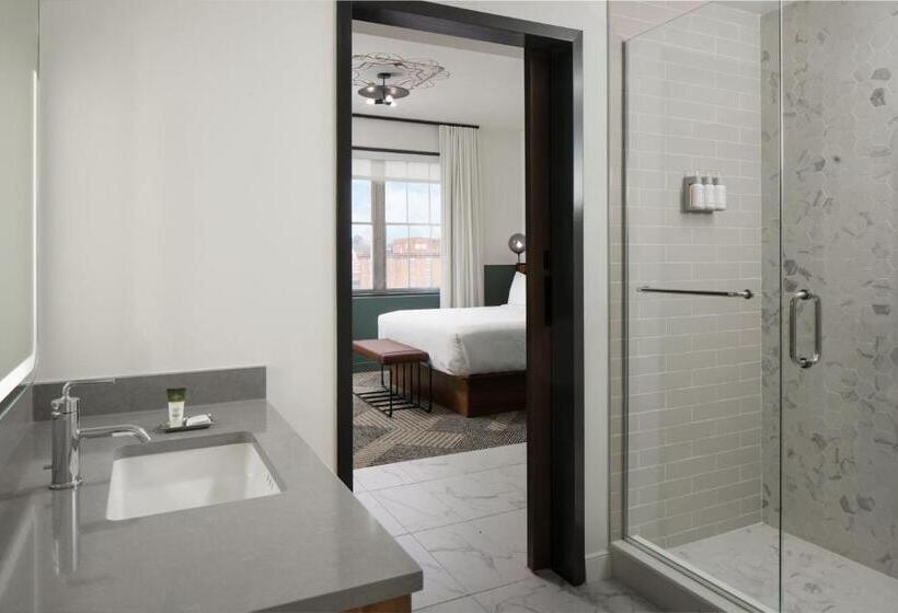 חדר סטנדרט עם מיטת קינג, Forty Five, Macon, A Tribute Portfolio