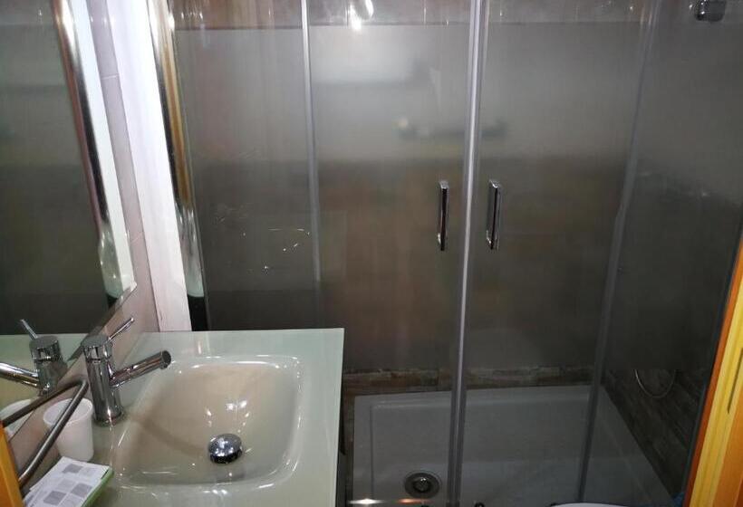 Номер Economy, Hostal Escarla