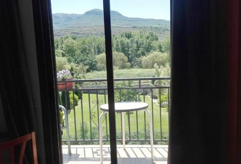 Номер Стандартный с Видом, Hostal Escarla