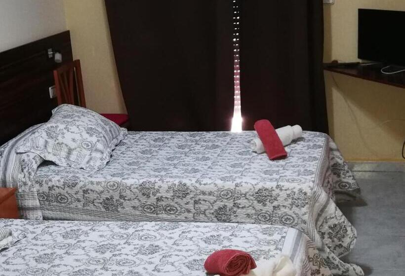 Номер Стандартный с Видом, Hostal Escarla