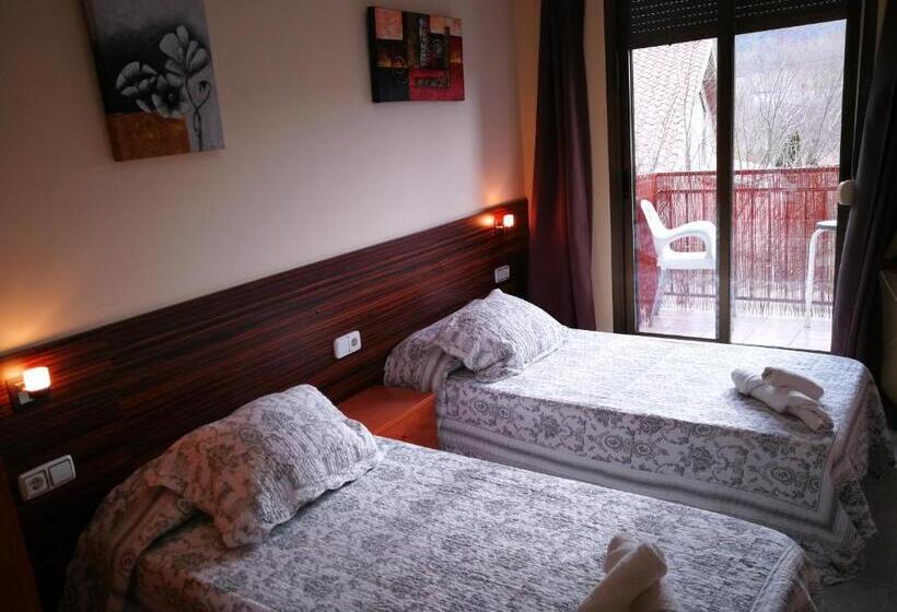 Номер Стандартный с Видом, Hostal Escarla