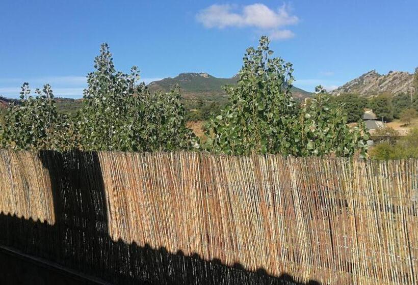 Номер Стандарт с Террасой, Hostal Escarla