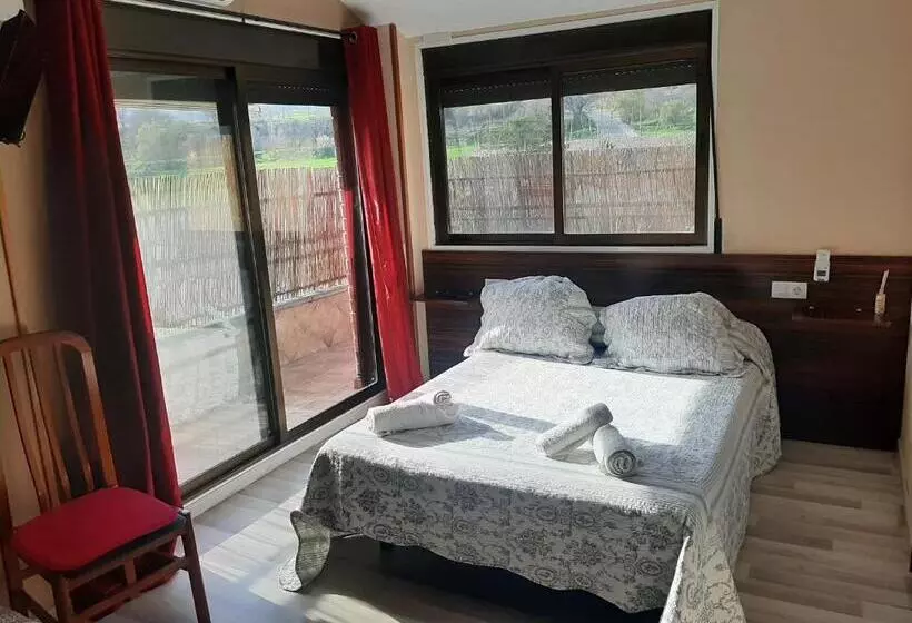Standard-huone Terassi, Hostal Escarla
