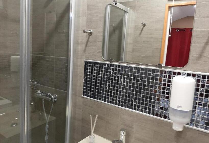 Номер Стандарт с Террасой, Hostal Escarla