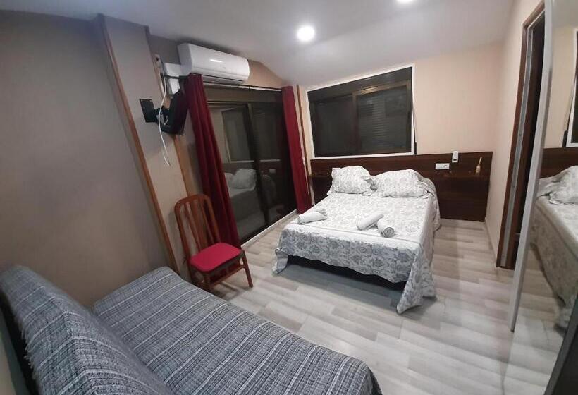 Номер Стандарт с Террасой, Hostal Escarla