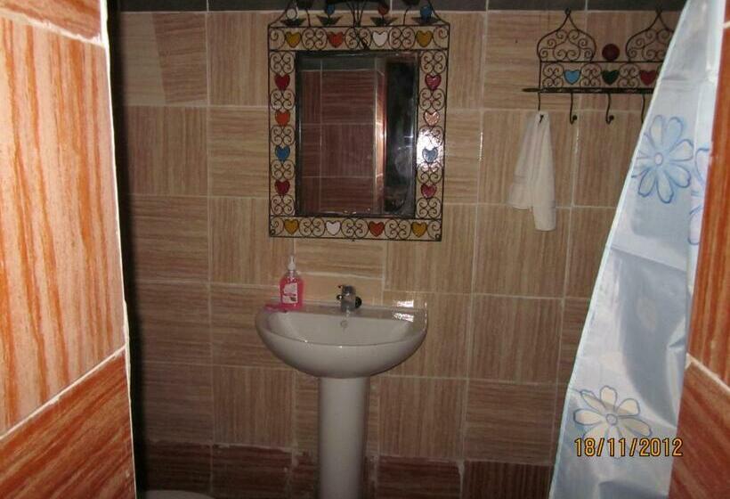 اتاق استاندارد سه نفره, Haven La Chance Desert