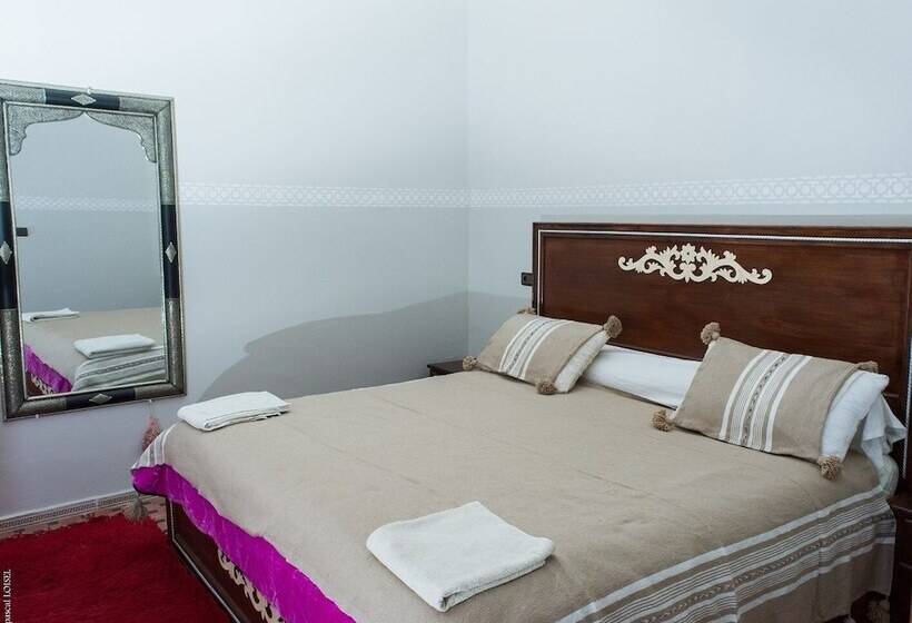 اتاق لوکس, Haven La Chance Desert