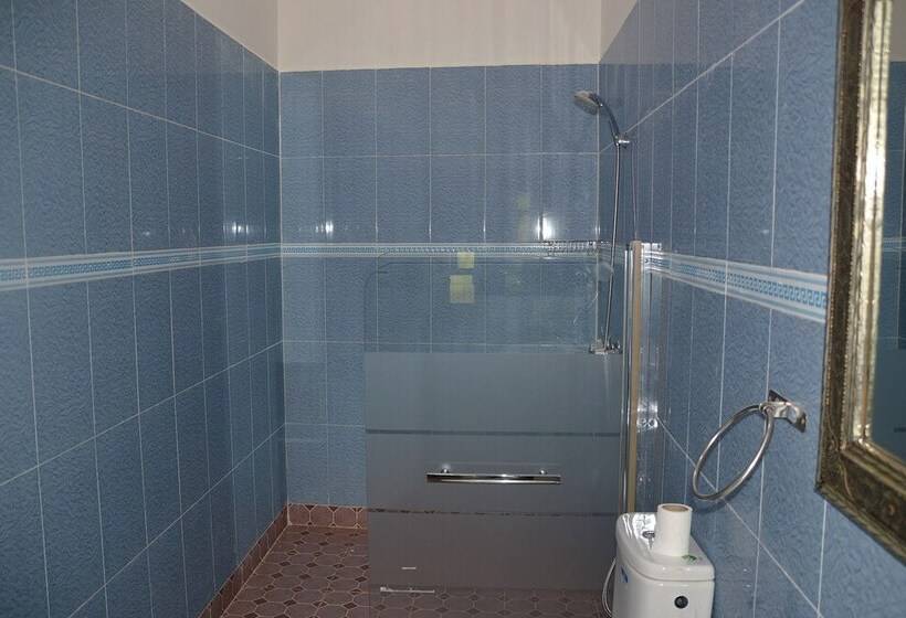 اتاق لوکس, Haven La Chance Desert