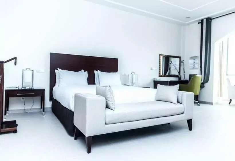 اتاق لوکس, Hôtel Sancta Maria