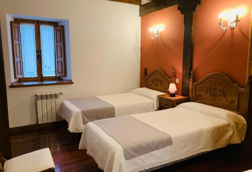 اتاق اکونومی, La Posada De Abanillas