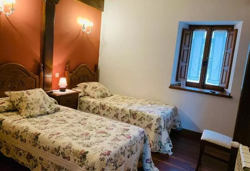 اتاق اکونومی, La Posada De Abanillas