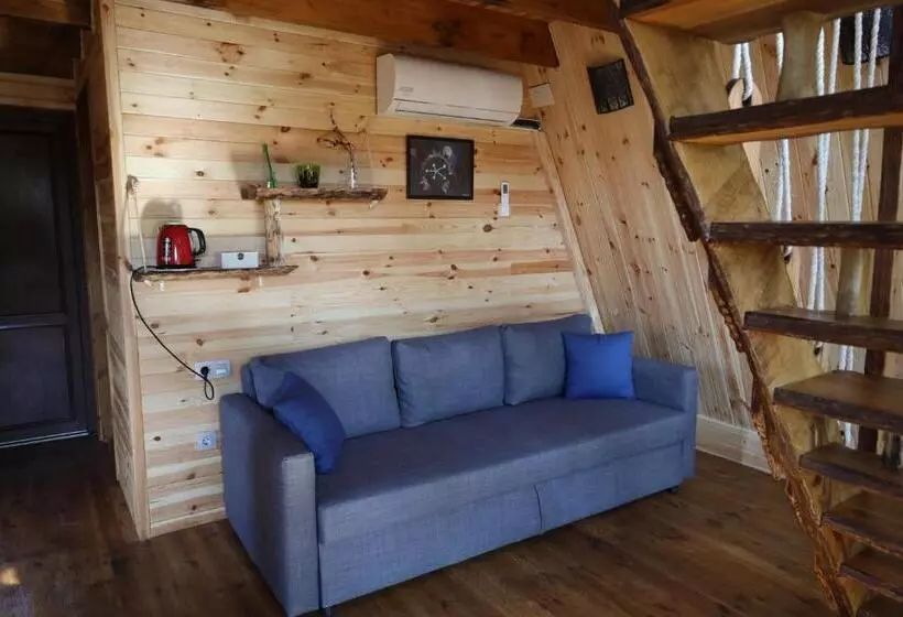 اتاق لوکس با تخت بزرگ, Xalet De Prades