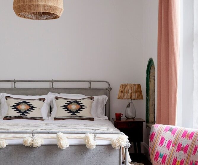 디럭스 룸, Artist Residence Bristol