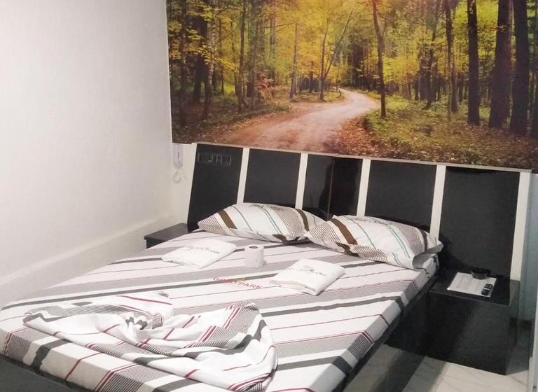 スタンダードルーム, Gold Park