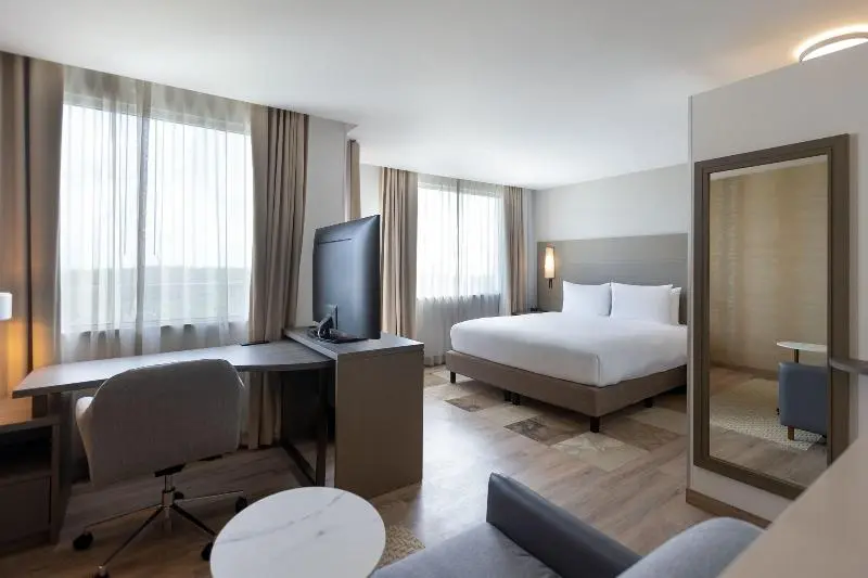 キングサイドベッドのスタンダードワンルーム, Residence Inn By Marriott Playa Del Carmen