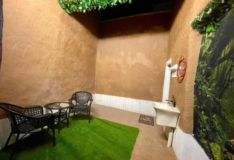 テラス付きスタンダードルーム, نُزُل تُراثي شقْراء Heritage Guesthouse Shaqra