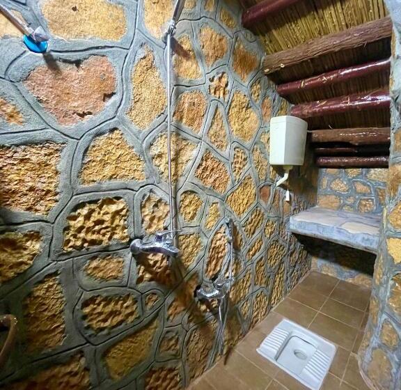 标准单人间共用浴室, نُزُل تُراثي شقْراء Heritage Guesthouse Shaqra