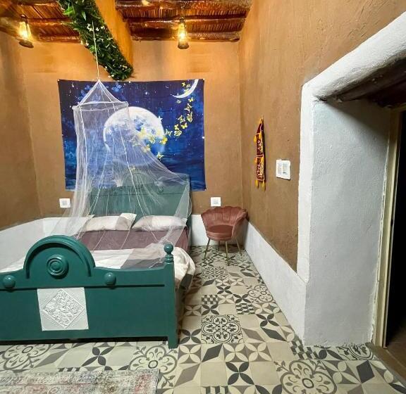 带露台的套间, نُزُل تُراثي شقْراء Heritage Guesthouse Shaqra