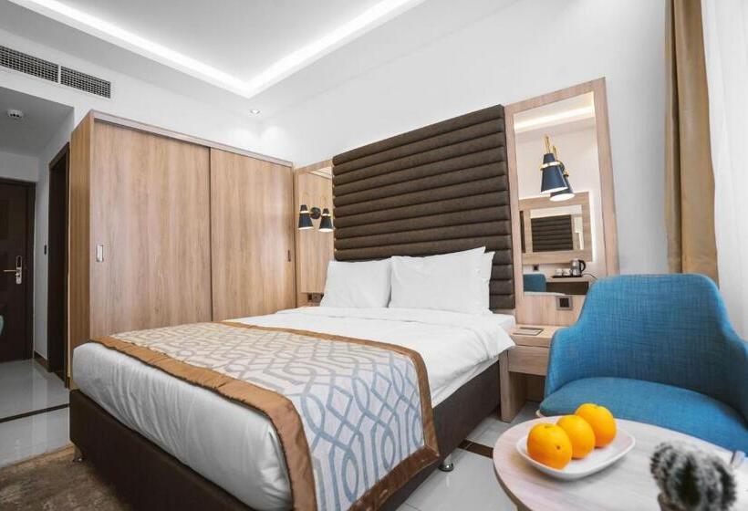 اتاق استاندارد یک نفره, Noor Land