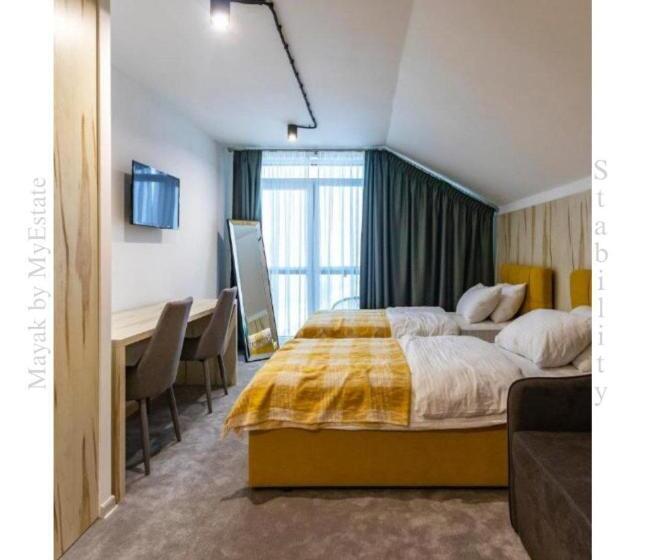 침실 1개 발코니 아파트, Aparthotel Mayak Yablunytsia