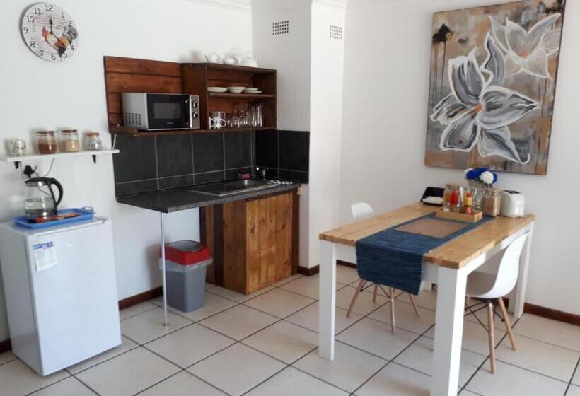 חדר סטנדרט נוף לבריכה, La Casa On Bashee