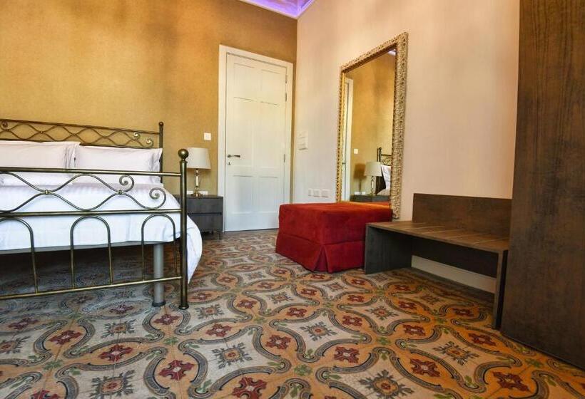 اتاق استاندارد با بالکن, Xeuchia Accommodation